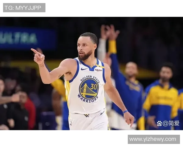 库里在对阵猛龙的比赛中狂砍47分展现绝佳状态引发热议