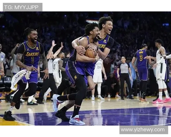 湖人对阵雄鹿精彩比分瞬间回顾与赛后分析图集