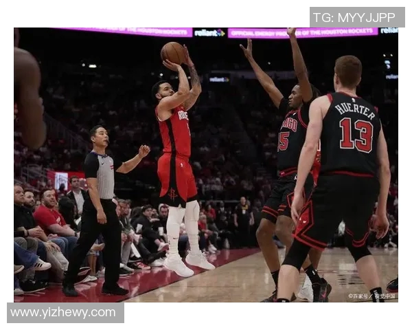 火箭队与太阳队激战三月末争夺季后赛席位的关键对决