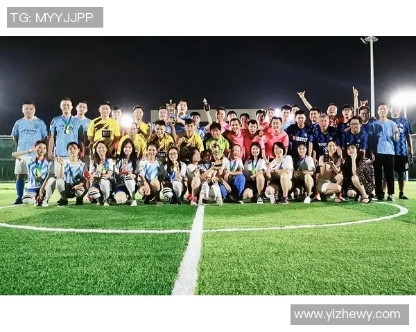 广州恒大迎战兹林期待强强对话球迷热情高涨助力球队争胜 广州恒大迎战兹林期待强强对话球迷热情高涨助力球队争胜